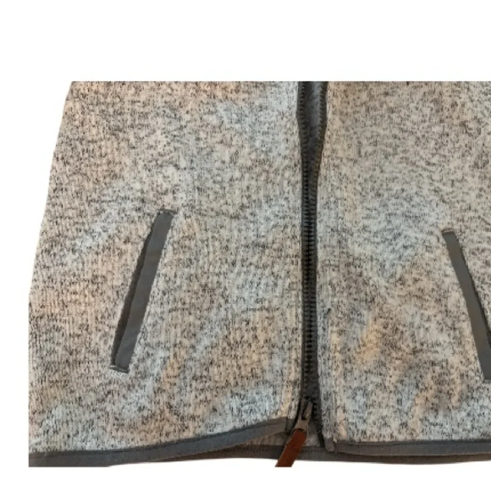 CARTER’S KID boys zipper sweater jacket, size 6, light gray , dark gray flecks.